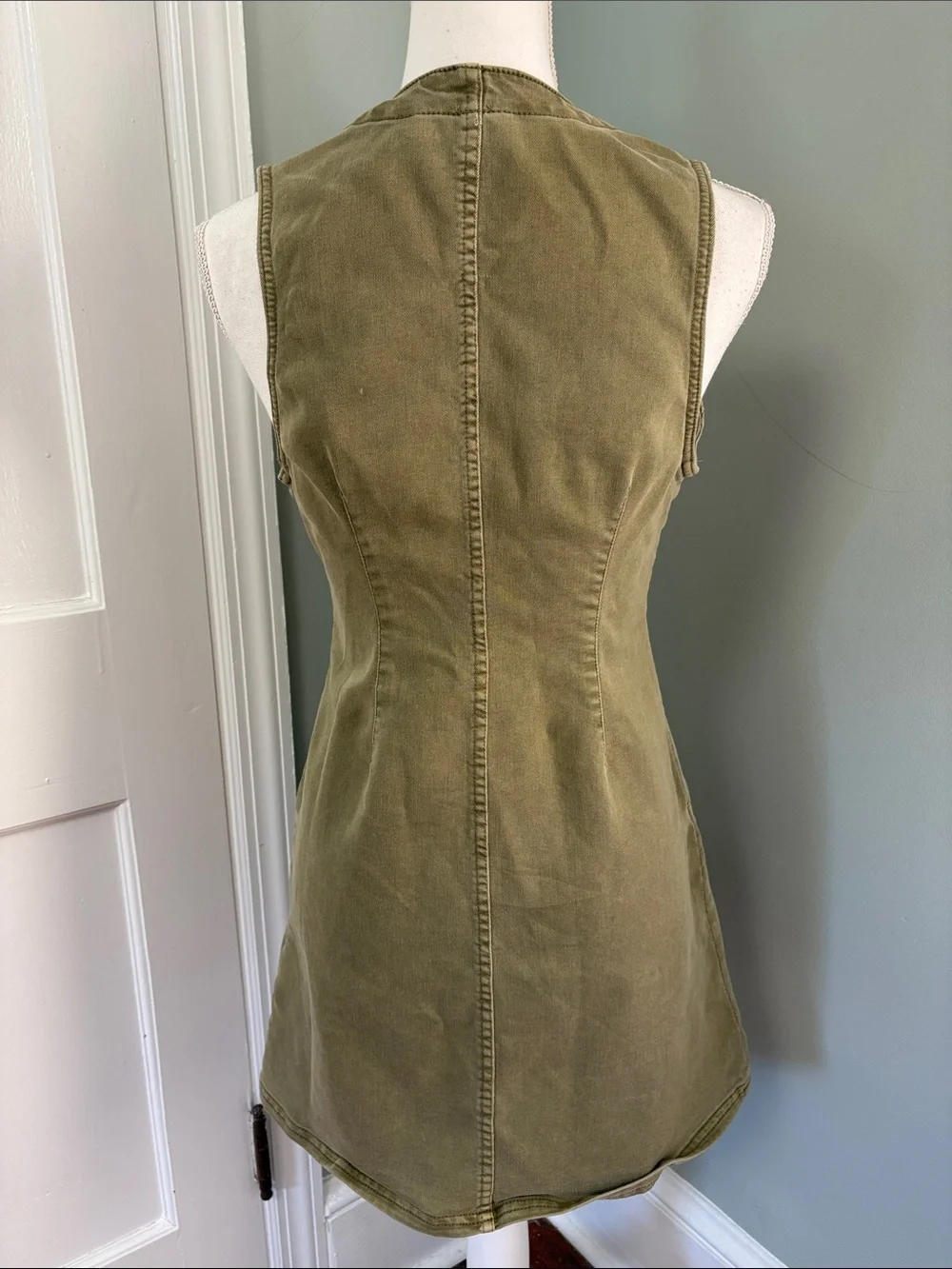 Free People Sleeveless Olive Tan Button-Front Denim Utility Safari Dress Size 6 - Picture 4 of 7